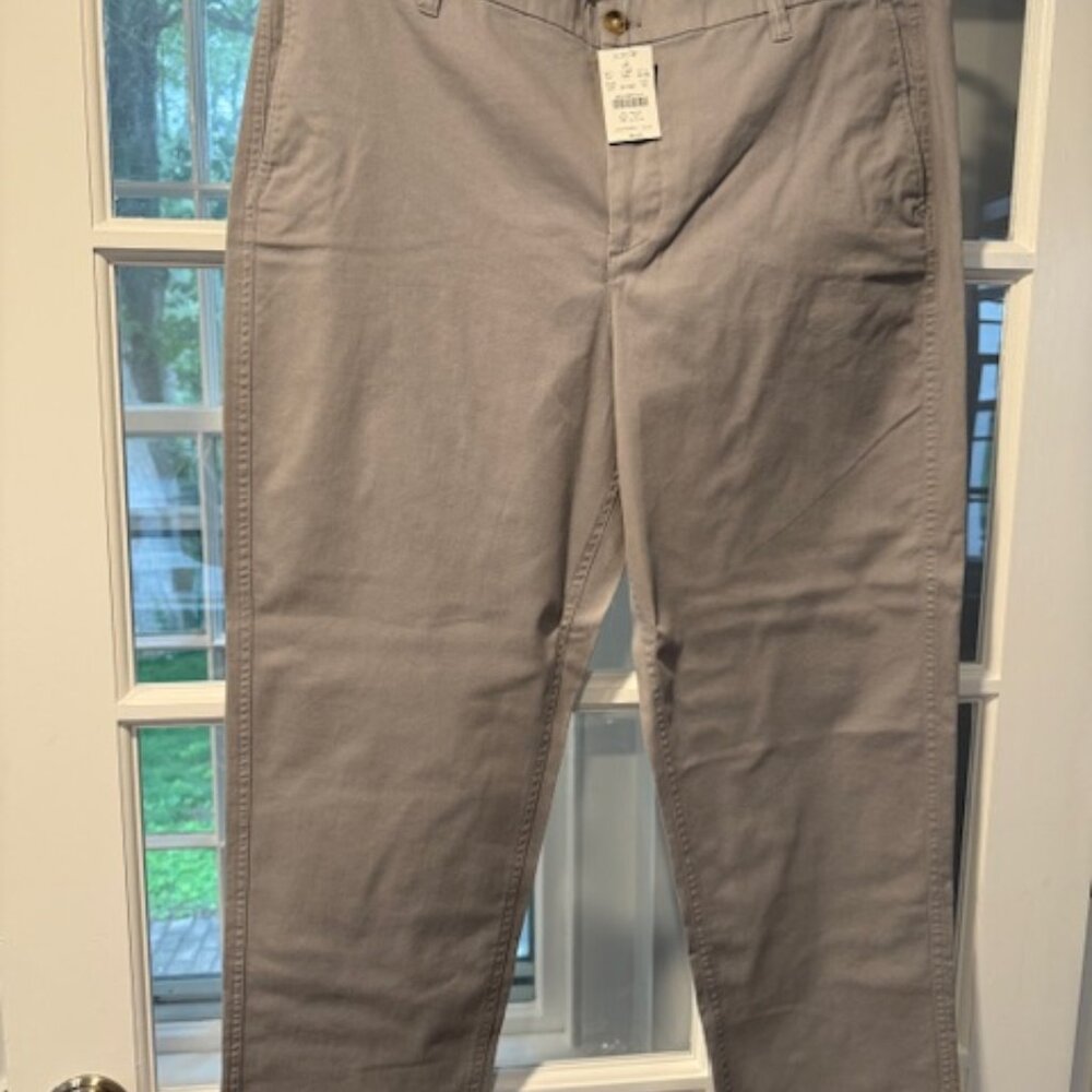 High-rise girlfriend chino pant